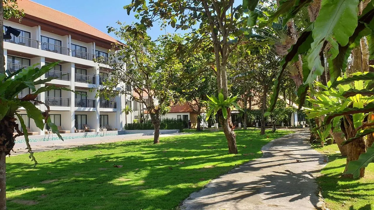 Hotell Estella Phuket Mai Khao Beach Resort